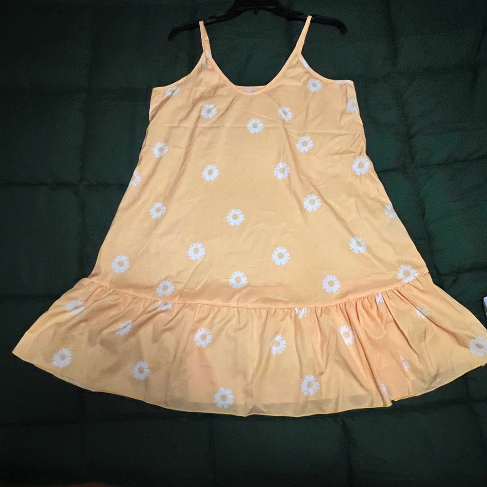 SHEIN Yellow Floral Casual Dress